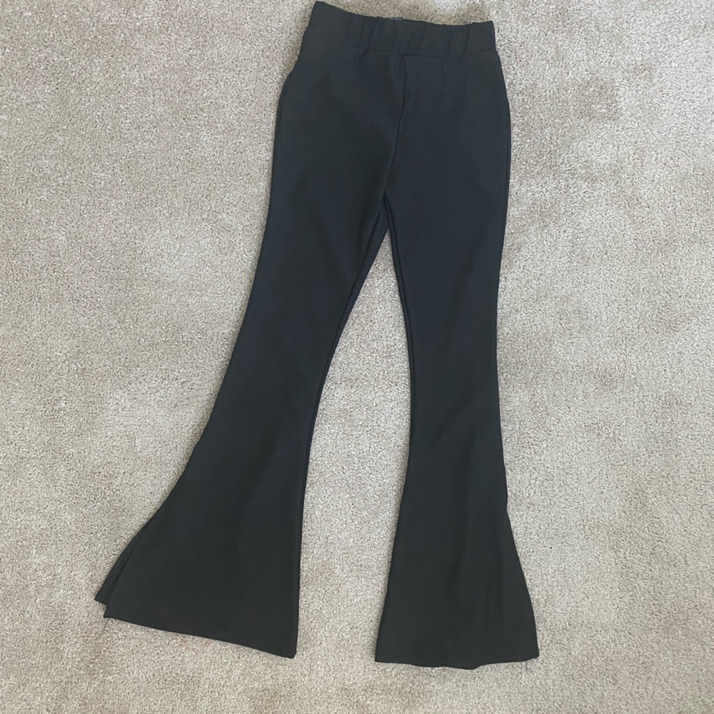 Wide leg leggings